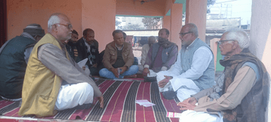 जिला भ्रमण के क्रम में बैठक करके १० मार्च को गांधी मैदान मोतिहारी धरना में आने के लिए किसानों को जागरूक करते हुए:सुभाष