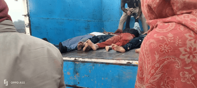 महाकुंभ स्नान कर लौट रहे 6 लोगो की मौत से मन बहुत दुखित हुआ।
सभी लोग छपरा जिला के यात्री है ।
बहुत दुखद घटना की सूचना मिला 
फोर लेन दुल्हिनगंज -ईसाधी के बीच कार -ट्रक दुर्घटना में 6 लोगो की मौत होने की दुखद समाचार मिला