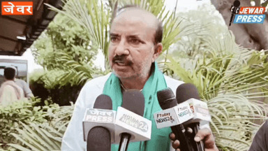 पता नहीं वयक्ति को कब ज्ञान हो जाए। वरना यमुना एक्सप्रेस वे में सबसे पहले सुंदरबालियान और गौरव टिकैत के साथ हाईवे पर टेंडर लिया और फिर 64.7% अतिरिक्त आंदोलन के समय 2013 में हाईवे मसाला जेपी ग्रुप से लेकर टिकैत साहब के साथ हमारे धरने को सलार