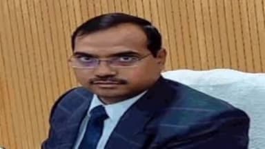 मुशहरी: सरस्वती पूजा के मद्देनज़र विधि व्यवस्था बनाए रखने के लिए जिला व पुलिस प्रशासन ने दिए आवश्यक निर्देश