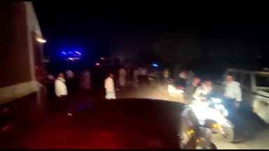 बेमेतरा: राका के पास एंबुलेंस की टक्कर से बाइक सवार की मौके पर हुई मौत, आक्रोशित ग्रामीणों ने NH किया जाम