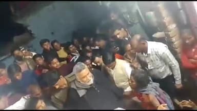 हिलसा: कोरामा गांव पहुंचे जाप सुप्रीमो पप्पू यादव, मृतक कृष्णा उर्फ पहलू यादव के परिजनों से मुलाकात कर दी ₹25000 आर्थिक सहायता