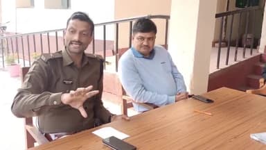 बड़हिया: सरस्वती पूजा को लेकर बड़हिया थाना परिसर में शांति समिति की हुई बैठक