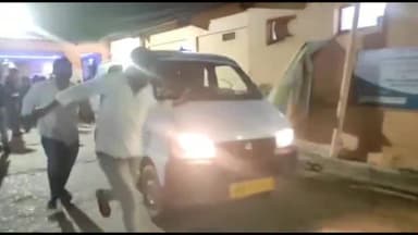 मधेपुरा: खारी परमानंदपुर गांव में 10 वर्षीय बच्चे ने किया कीटनाशक दवा का सेवन, सदर अस्पताल में कराया गया भर्ती