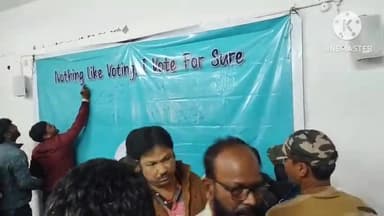 पतरातू: पतरातू प्रखंड कार्यालय में आज मतदाता दिवस मनाया गया