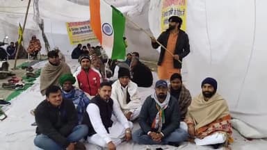 इसराना: बीडीपीओ कार्यालय इसराना में सरपंचों का 16वें दिन धरना जारी, गणतंत्र दिवस पर फहराया तिरंगा