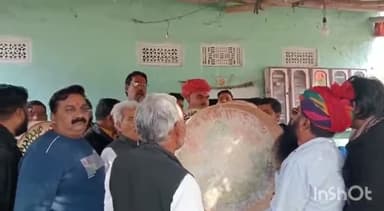 बीकानेर: जस्सूसर गेट पर जगदंबा मित्र मंडल की ओर से बसंत पंचमी पर किया गया चंग पूजन