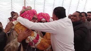 शाजापुर: ईदगाह पर उमरा यात्रा को लेकर पूर्व मंत्री एवं क्षेत्रीय विधायक सहित समाज जनों ने शहर काजी का किया स्वागत सम्मान