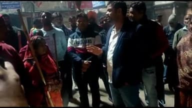 तेघरा: नगर परिषद तेघड़ा में साफ़-सफ़ाई का जायज़ा लेने रात्रि में निकल पड़े मुख्य पार्षद प्रतिनिधि कन्हैया कुमार व उनके सहयोगी