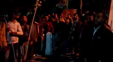 खुरई: गणतंत्र दिवस के अवसर पर पूर्व एनएसजी कमांडो के नेतृत्व में खुरई में निकाली गई तिरंगा बाइक रैली