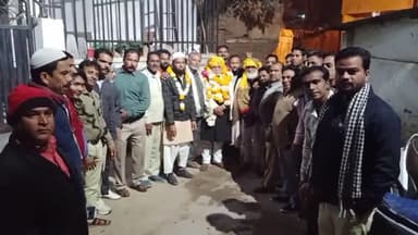 शाजापुर: नगर में उमरा यात्रा को लेकर शहर काजी का शहर मोहर्रम कमेटी युवा सदर इमरान खरखरे की टीम ने उनके निवास पर किया स्वागत