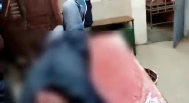 बदलापुर: हरिहरपुर फोरलेन पर अज्ञात बदमाशों ने बाइक सवार पति-पत्नी को पीटा, गंभीर हालत में पति को जिला अस्पताल रेफर किया गया