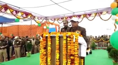 अमरोहा: गणतंत्र दिवस की परेड में शामिल होने पहुंचे स्वतंत्र प्रभार मंत्री अरुण कुमार