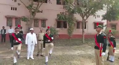 बेगूसराय: SBSS महाविद्यालय और सेंट जोशेफ पब्लिक स्कूल में गणतंत्र दिवस पर हुआ झंडोत्तोलन