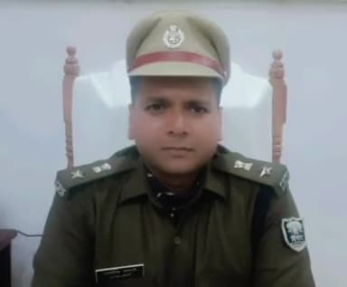गया टाउन सीडी ब्लॉक: SSP आशीष भारती के निर्देश पर चलाए गए विशेष अभियान में 34 आरोपी किए गए गिरफ्तार, 12 लीटर अवैध शराब की बरामद