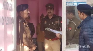 एटा: एसएसपी उदय शंकर सिंह पहुंचे नगर कोतवाली, निरीक्षण करके दिए आवश्यक दिशा-निर्देश