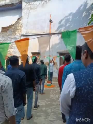 मेदिनीनगर (डालटनगंज): युवा जागृति केंद्र के पलामू कार्यालय में केंद्रीय अध्यक्ष द्वारा किया गया झंडोत्तोलन