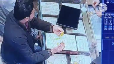 अलवर: कोतवाली थाना अंतर्गत रोड नंबर 2 ज्वैलर्स की दुकान पर हुई चोरी, 2 लाख रुपए की चेन पर किया हाथ साफ