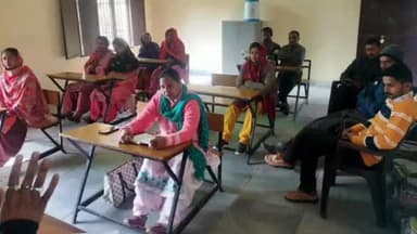 मोरनी: राजकीय प्राथमिक विद्यालय राजीटिकरी में विद्यालय प्रबंधन कमेटी की हुई बैठक, विद्यालय में अध्यापक न होने पर चर्चा हुई