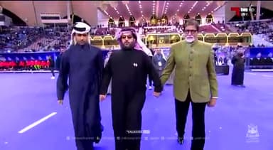 *PSG CEO NASSER AL-KHELAIFI WAS ALONGSIDE BOLLYWOOD SUPERSTAR AMITABH BACHCHAN AS THE "BIG B" MET STARS FROM BOTH SIDES