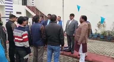 बहुजन समाज पार्टी के कार्यालय पर 26 जनवरी को झंडा फहराया
जिला अध्यक्ष डॉक्टर जयपाल सिंह ने दी जानकारी