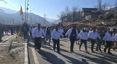 कल कश्मीर के बनिहाल से माननीय राहुल गांधी जी के नेतृत्व में चल रहे भारत जोड़ो यात्रा में सम्लित होने का मौका मिला । #bharatjodoyatraya