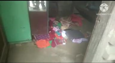 सुल्तानपुर: जयसिंहपुर में घर के पीछे खिड़की के लोहे काटकर घुसे चोर, नकदी और जेवर किए चोरी