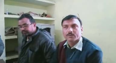 बिल्हौर: बार एसोसिएशन चुनाव के लिए ढोल नगाड़ों के बीच प्रत्याशियों ने किया नामांकन, चुनाव अधिकारी ने दी जानकारी