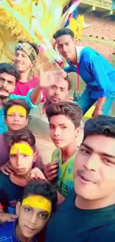 #मोहनिया थाना क्षेत्र के कई गांव में माता सरस्वती जी की मूर्ति का विसर्जन किया गया जिसमें लोग झूमते हुए विसर्जित किए।