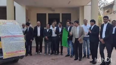 भीकनगांव: भीकनगांव लोक अदालत में लंबित प्रकरण व लिटिगेशन प्रकरणों का होगा निराकरण भीकनगांव न्यायधीश ने हरी झंडी दिखाकर किया रवाना