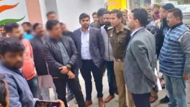 मुरादाबाद: क्षेत्रअधिकारी हाईवे एवं उप जिलाधिकारी सदर द्वारा मुंडापांडे के एमएलसी चुनाव के मतदान केंद्र का किया निरीक्षण