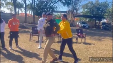 देहरादून: रानीपोखरी पुलिस ने रानीपोखरी क्षेत्र के अंतर्गत पड़ने वाले स्कूलों में पढ़ने वाली छात्राओं को सिखाए आत्मरक्षा के गुर