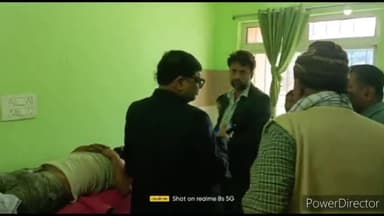 तेघरा: तेघड़ा नगर परिषद क्षेत्र के वार्ड 28 मधुरापुर में मोटर के तार से करंट लगने से दो लोग हुए घायल