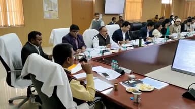 फैज़ाबाद: मंडलायुक्त गौरव दयाल को मिली जेडी के खिलाफ जांच,