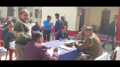 बीसलपुर: बीसलपुर कोतवाली में  थाना समाधान दिवस के मौके पर पहुंचे एडिशनल एसपी पवित्र मोहन त्रिपाठी सुनी जनता की समस्याएं