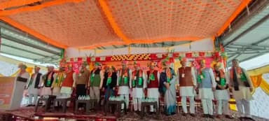 नटेरन: क्षेत्र के बीजेपी नेता व प्रदेश कार्यकारी समिति सदस्य संजय रघुवंशी गजार विदिशा पहुंचकर पार्टी की बैठक में हुए शामिल