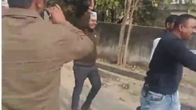 सिंगरौली: AAP ने CSR फंड के तहत 5 किलोमीटर के एरिया में स्थित गांव में सुविधा उपलब्ध कराने हेतु अम्लोरी महाप्रबंधक को दिया ज्ञापन