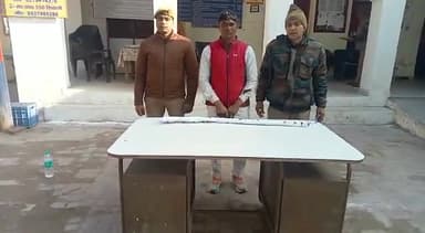 शामली: गांव कुडाना से पुलिस ने चेकिंग के दौरान एक अभियुक्त को किया गिरफ्तार, कब्जे से अवैध हथियार किया गया बरामद