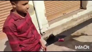 धनौरा: गजरौला के सेंट मैरी स्कूल के पास मनचलों को महिला ने पकड़ा, किया हंगामा, वीडियो वायरल