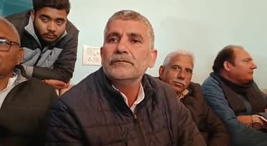 शामली: कैराना रॉड पर आरलड़ी की प्रेस कॉन्फ्रेंस मे गौशालाओं को गौ जेल कहते हुए इंसानों की जेल से तुलना दी सरकार पर साधा निशाना