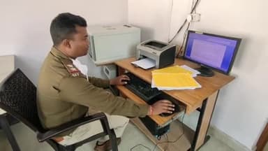 गोटेगांव: काशी खमरिया निवासी महिला ने अपने पति पर लगाया मारपीट कर दांत से काटकर घायल करने का आरोप, थाने में रिपोर्ट दर्ज