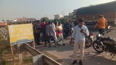 ज्ञानपुर: कवलापुर जीटी रोड पर बाइक अनियंत्रित होने से एक युवक गिरकर हुआ घायल, अस्पताल में कराया गया भर्ती