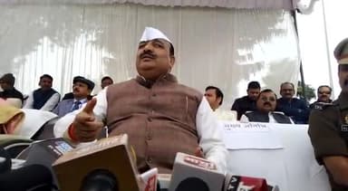 सपा नेता स्वामी प्रसाद मौर्य के विवादित बयान पर राज्य मंत्री दिनेश सिंह ने दिया जवाब #dineshsingh