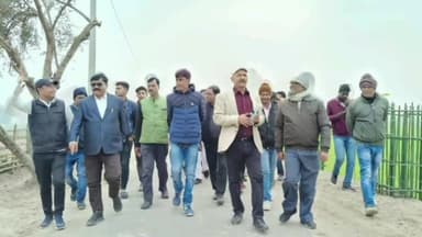 कोचाधामन: डेरामारी में पोखर निर्माण सहित विभिन्न योजनाओं का डीडीसी मनन राम ने किया निरीक्षण