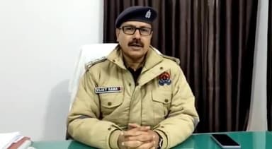 अमरोहा: कस्बा जोया में पुलिस टीम पर पथराव करने वाला एक आरोपी गिरफ्तार, सीओ ने दी जानकारी