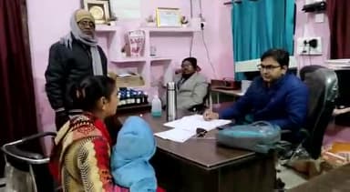 फैज़ाबाद: नगरीय स्वास्थ्य केंद्र रतिया में आरोग्य मेले का किया गया आयोजन, दिया गया निशुल्क परामर्श