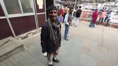 गोपालगंज: कैलाश होटल के पास कार के धक्के से अधेड़ हुआ घायल, इलाज के लिए सदर अस्पताल में भर्ती