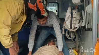 डुमरांव: एकौनी और अटांव के बीच सैफन पुल पर पड़े जख्मी को डुमरांव पीएलवी ने पहुंचाया अनुमंडल अस्पताल