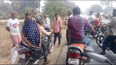 सिंगरौली: देवरी मुख्य मार्ग पर एक बाइक सवार ने पैदल चल रहे बुजुर्ग व्यक्ति को मारी टक्कर, बुजुर्ग व्यक्ति को आई चोटें