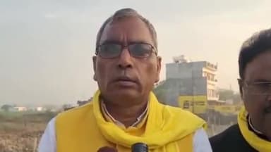 गाज़ीपुर: स्वामी प्रसाद मौर्य को सपा का राष्ट्रीय महासचिव बनाने पर सुभासपा के राष्ट्रीय अध्यक्ष ओमप्रकाश राजभर ने दी प्रतिक्रिया